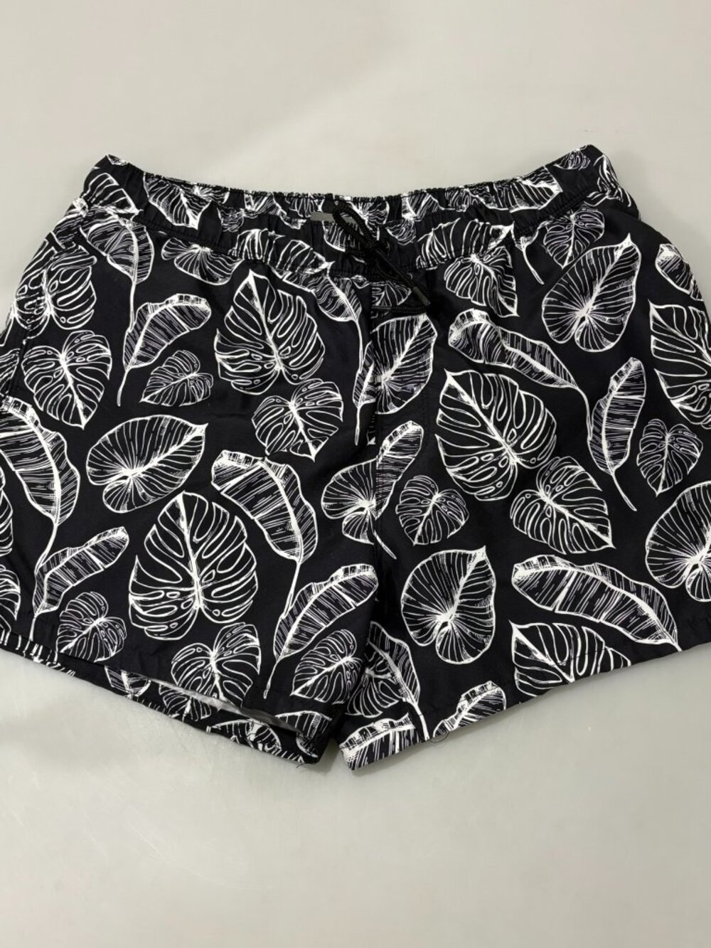 ASOS L Black White Banana Leaves Tropical Hawaiian Aloha Swim Trunks Lined